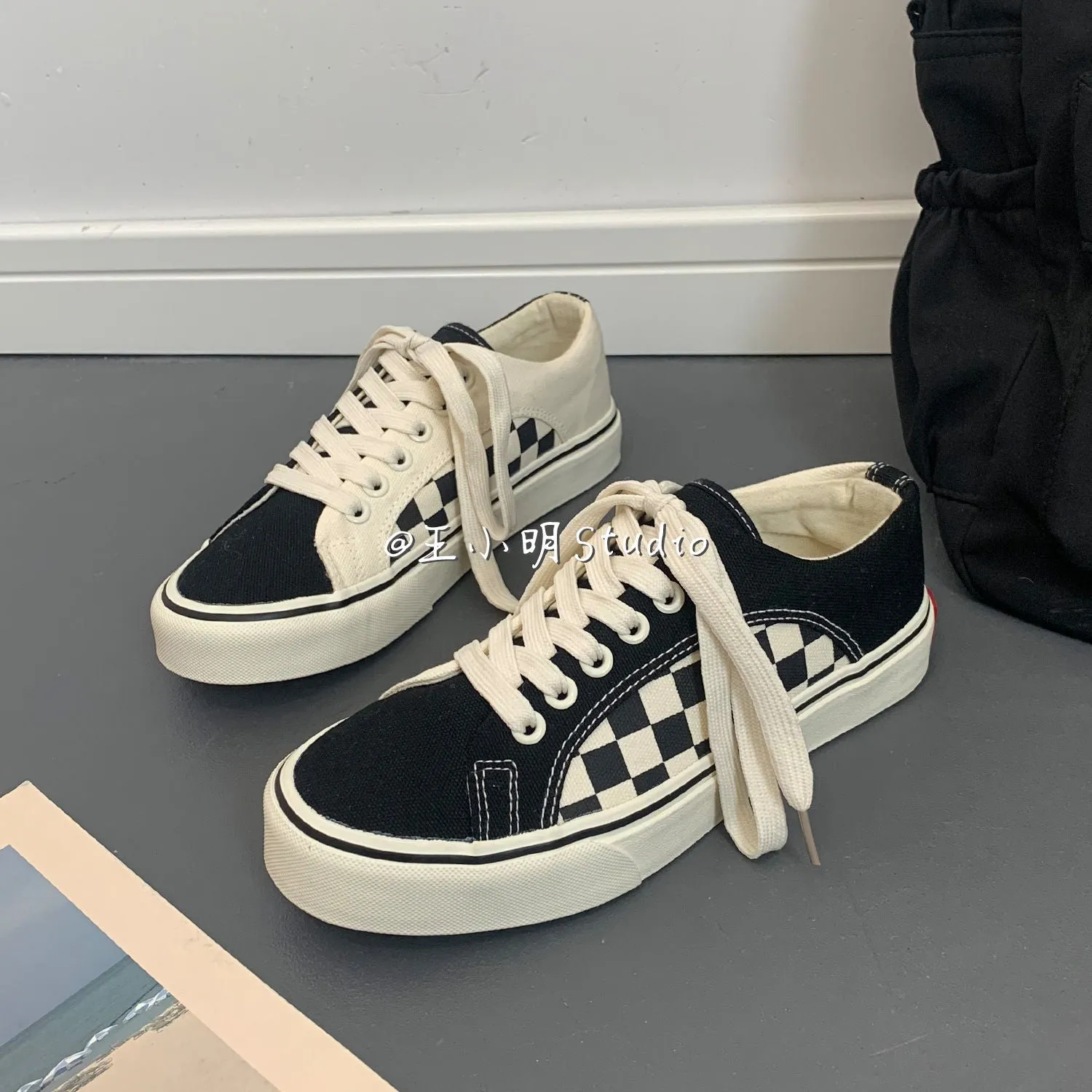 Baskets à damier