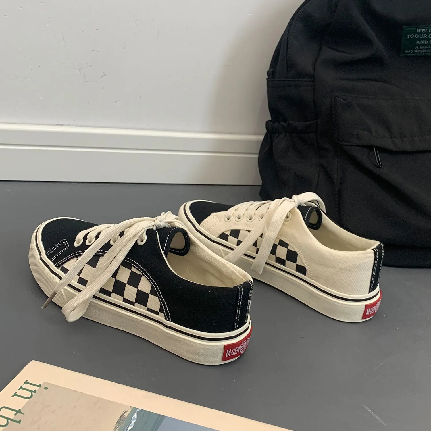 Baskets à damier