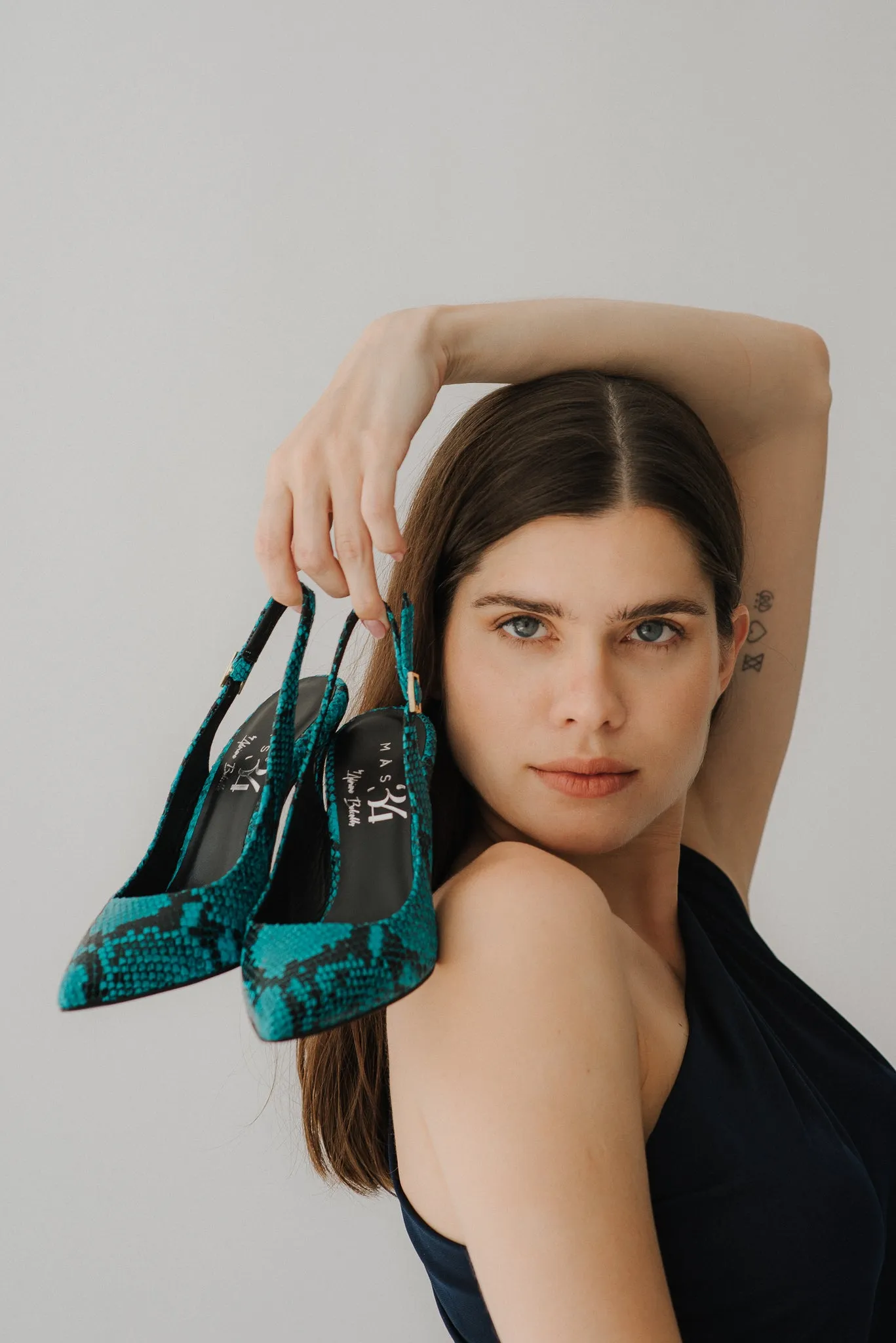 STILETTO PERLI EFECTO PITÓN TURQUESA TACÓN 8CM