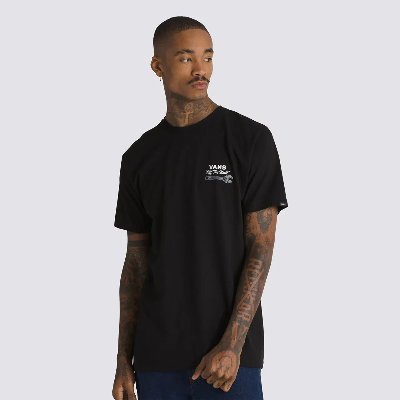 VANS WRENCHED SS BLACK | CAMISETA SKATE