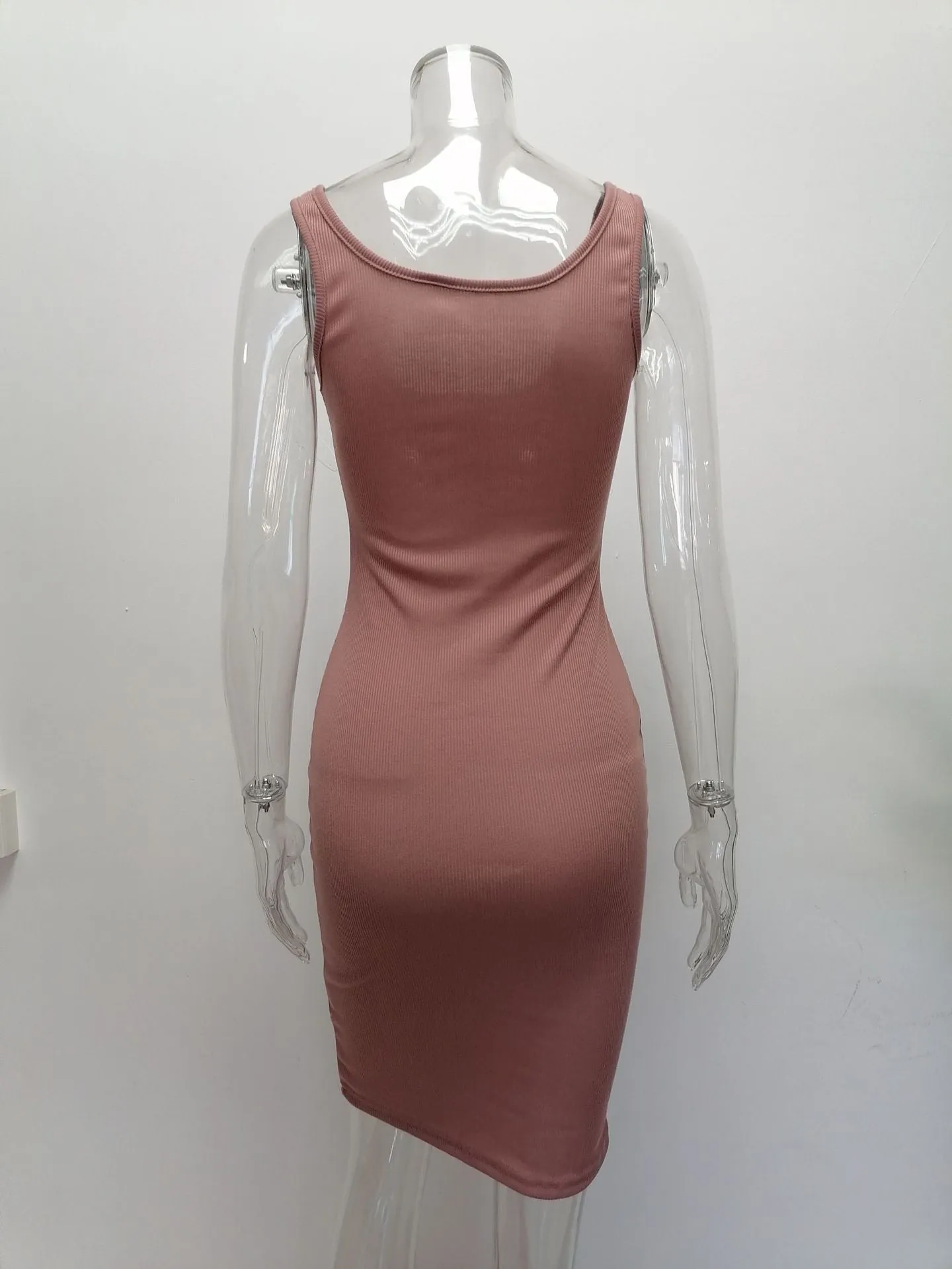 Vestido Tubinho Regata Decote de Botão
